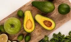 8 Keajaiban Makanan Mood Booster yang Bikin Hati Ceria dan Pikiran Segar