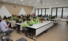 inDrive Gelar Pelatihan Keselamatan Berkendara Bagi Ratusan Pengemudi di Kota Bandung
