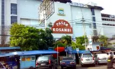 Polisi Cek Lab Bapokting di Pasar Kosambi