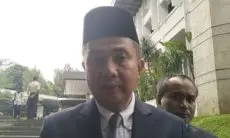 Ojol dan Penumpang Jadi Korban Arogansi Opang, Bey Machmudin: Jangan Bersaing, Tapi Saling Melengkapi