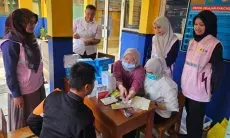 Srikandi PLN UID Jabar dan YBM Gelar Trauma Healing dan Pemeriksaan Kesehatan Gratis bagi Korban Bencana Sukabumi