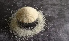 Benarkah Nasi Membuat Perut Buncit? Fakta dan Tips Sehat