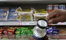 Jelang Akhir Tahun, Warga Karawang Diminta Waspada Diskon Makanan Kedaluarsa