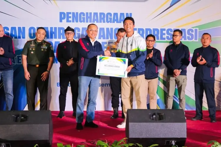 Pemkot Bandung Berikan Kadeudeuh untuk Atlet Berprestasi 2024