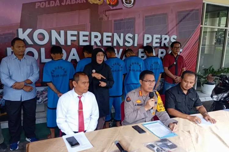 Lima Pencuri Motor Beserta Penadahnya Ditangkap Polda Jabar