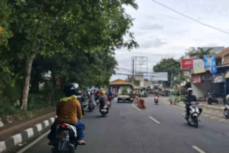 Entaskan Kemacetan, Pemkot Cimahi Bakal Lakukan Pelebaran Jalan Daeng Ardiwinata