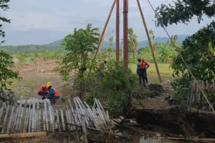 Pasca Banjir Tanah Longsor di Jawa Barat, 75% Pelanggan PLN Berhasil Dipulihkan