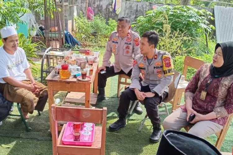 Wakapolres Bogor Kompol Adhimas Sriyono Putra Tinjau TKP Curat di Ponpes Hidayatul Zamzami Karadenan Cibinong