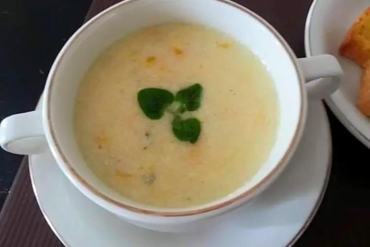 Resep Rahasia Sup Krim Ayam Hangat untuk Rayakan Natal yang Istimewa