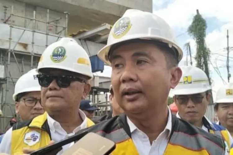 Pemprov Jabar Pastikan Masalah Sampah Pasar Caringin Segera Diselesaikan