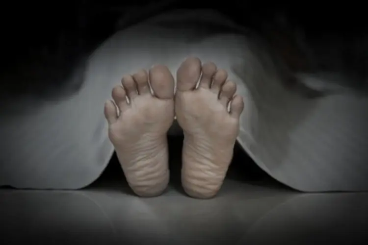 Heboh! Mayat Nenek Ditemukan Membusuk di Rumah, Tinggal Bersama Anak ODGJ dan Bayi
