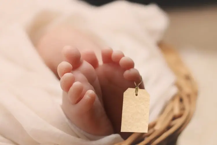 Heboh Penemuan Bayi Hidup di Bangunan Renovasi di Pasar Minggu