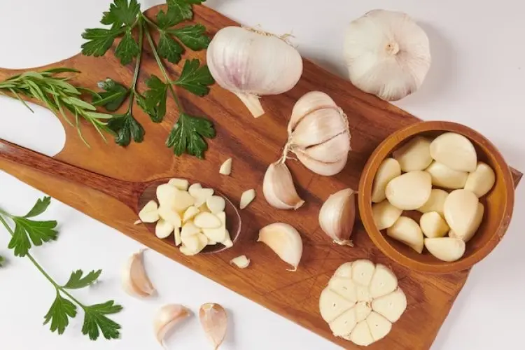 Tak Hanya Jadi Bumbu Masakan, Ini Sederet Manfaat Bawang Putih untuk Kesehatan Tubuh