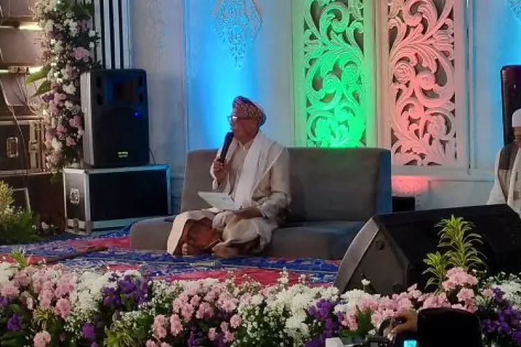 Mencintai Ulama dan Guru adalah Kewajiban Umat Islam