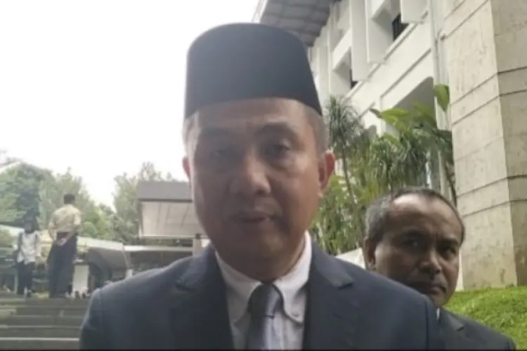 Ojol dan Penumpang Jadi Korban Arogansi Opang, Bey Machmudin: Jangan Bersaing, Tapi Saling Melengkapi