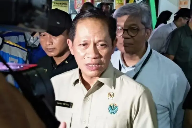 Menteri Lingkungan Hidup Pastikan Liburan Minim Sampah