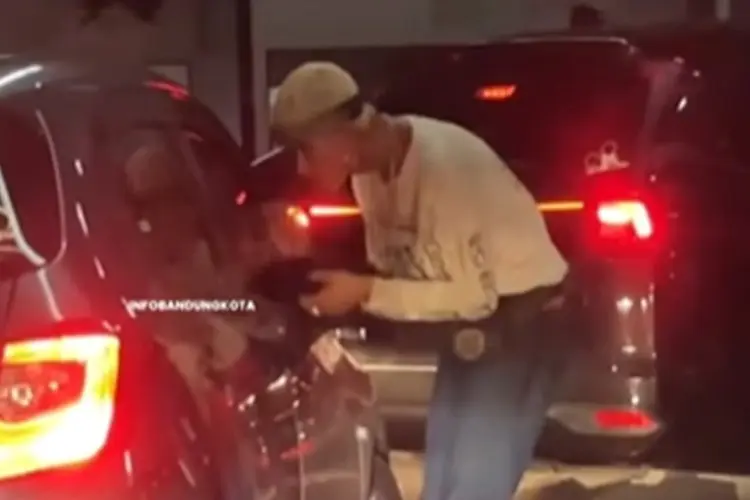 Viral Video Pengendara Diduga Diintimidasi oleh Pria di SPBU Buah Batu Bandung hingga Kaca Mobil Pecah