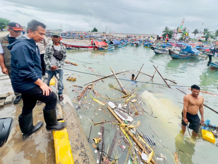 Bey Machmudin Minta 3 Hal Ini Jadi Fokus Kala Tinjau Lokasi Bencana Di Sukabumi Inilahkoran Id