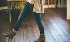 Ternyata Beda! Kenali Denim dan Jeans Lebih Dalam