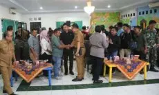 Pj Bupati Cirebon Wahyu Mijaya Bertemu dengan Warga Kubangdeleg, Bahas Solusi Masalah Sampah