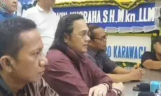 Tonton Podcast Densu, Farhat Abbas Tuduh Kematian Alvin Lim Gegara Uang Donasi Agus Salim Diberikan ke Korban Bencana Alam NTT