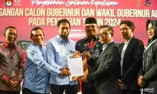 Muzakir Manaf dan Fadhullah Resmi Ditetapkan Sebagai Gubernur dan Wakil Gubernur Aceh 2025-2030
