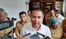 Kiriman Sampah ke TPAS Sarimukti Turun, Tapi di Sungai Melonjak, Bey Machmudin Imbau Buat TPS3R