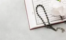 Selain Uang Tunai, Ini Bentuk-bentuk yang Bisa Dibayarkan untuk Fidyah