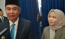 Lantik 55 Anggota BPSK, Bey Machmudin Ingatkan Massifkan Sosialisasi pada Masyarakat Supaya Tidak Mudah Tertipu