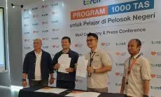 Kolaborasi Torch dan Rumah Zakat, 1.000 Tas untuk Pelajar di Pelosok Negeri