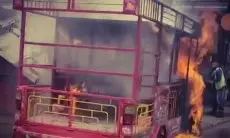 Diduga Korsleting, Satu Unit Mobil Wara-wiri Hangus Dilalap si Jago Merah di Lembang