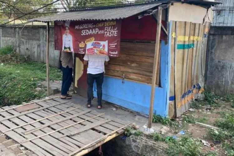 Satnarkoba Polresta Bandung Tindaklanjuti Pengaduan Masyarakat Soal Peredaran Miras dan Obat-obatan Keras di Rancaekek