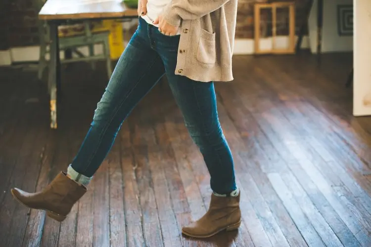 Ternyata Beda! Kenali Denim dan Jeans Lebih Dalam