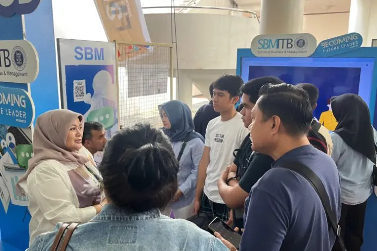 SBM ITB Kenalkan Program Unggulan Program Mini SBM di Open House ITB
