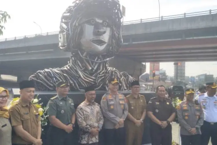 Dibuat dari 700 Knalpot Brong, Begini Pesan Tersirat dari Monumen Keselamatan di Simpang Tol Padalarang yang Diresmikan Kapolres Cimahi 