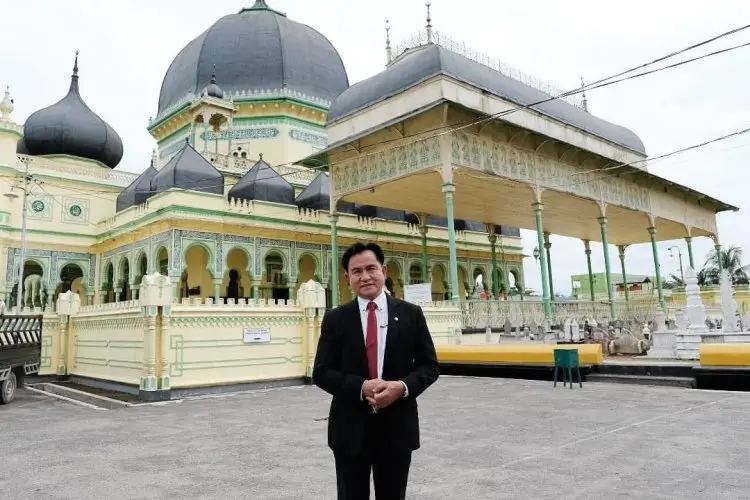 Mempererat Hubungan Keagamaan: Menko Kumham Imipas Yusril Ihza Mahendra Sambut Imam Besar Arab Saudi Syeikh Abdurrahman Al Ausy di Jakarta