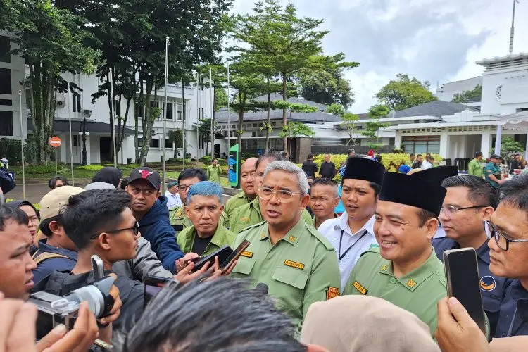 Jadi Atensi Gibran, M Farhan Pastikan Revitalisasi Teras Cihampelas