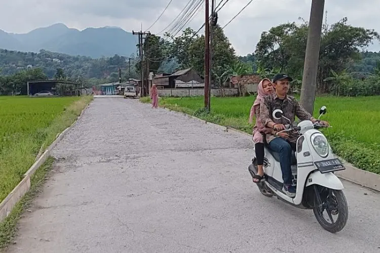 Baru 30 Persen, Kontraktor Proyek Peningkatan Jalan Cikampak - Gunung Picung Terancam Diputus Kontrak