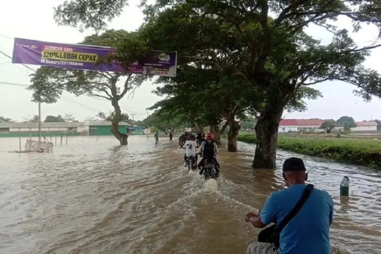 Banjir Rendam Sejumlah Wilayah di Kabupaten Cirebon, BPBD Jabar Lakukan Pendataan dan Penanganan