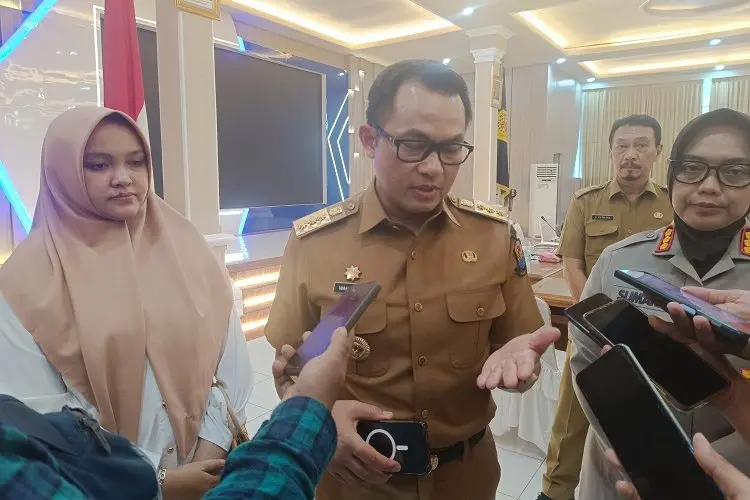 Banjir Bikin Pemkab Cirebon Terbelah, Abraham Sindir Bappelitbangda