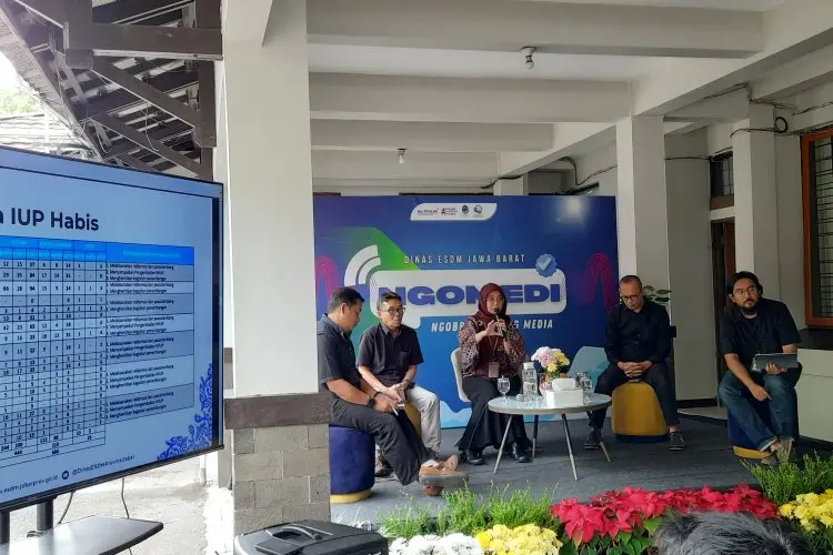 Dinas ESDM Jabar Bakal Terus Akselerasi PLTS Atap di Sekolah