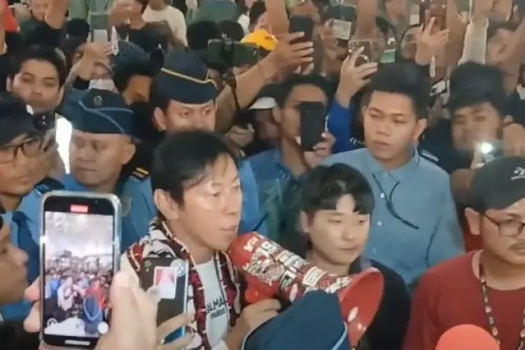Sampaikan Peasan Terakhir Sebelum Tinggalkan Indonesia, Shin Tae-yong Tak Bisa Tahan Air Mata