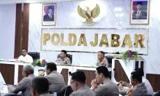 Kapolda Dampingi Wakil Pj 2 BPK RI Gelar Taklimat Awal Audit Laporan Keuangan Polri di Polda Jabar
