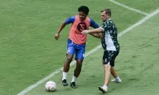 Ini Ungkapan Ahmad Agung Jalani Debut Bersama Persib Bandung