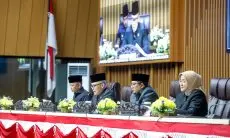 Pj Wali Kota Bandung Sampaikan Jawaban Atas Pandangan Fraksi Usulan Raperda Pajak dan Retribusi Daerah