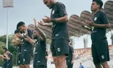 Jaime Moreno Ajak Barito Putera Bangkit Lawan Bali United: Evaluasi Kekalahan dan Tekad Bangkit di Kandang Sendiri