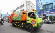 Pemkot Bandung Luncurkan Mobil Pemakan Sampah di Jalanan