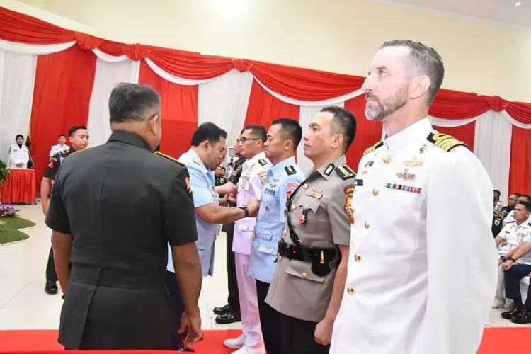 Delapan Tentara Asing Ikut Pendidikan Perwira Tinggi Di Sesko