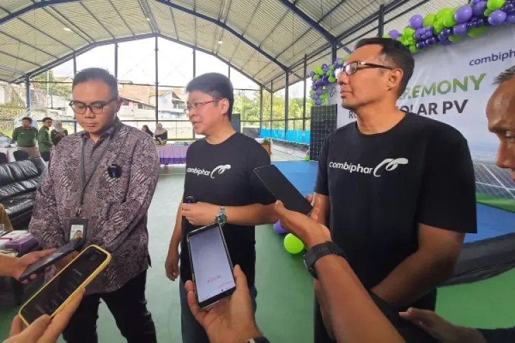 Kerja Sama dengan Hijau, Combiphar Perusahaan Healthycare Pertama yang Gunakan Panel Surya di KBB