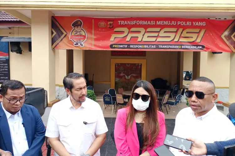 Dianiaya dan Diancam Rekan Kerjanya, Vina Lapor ke Polresta